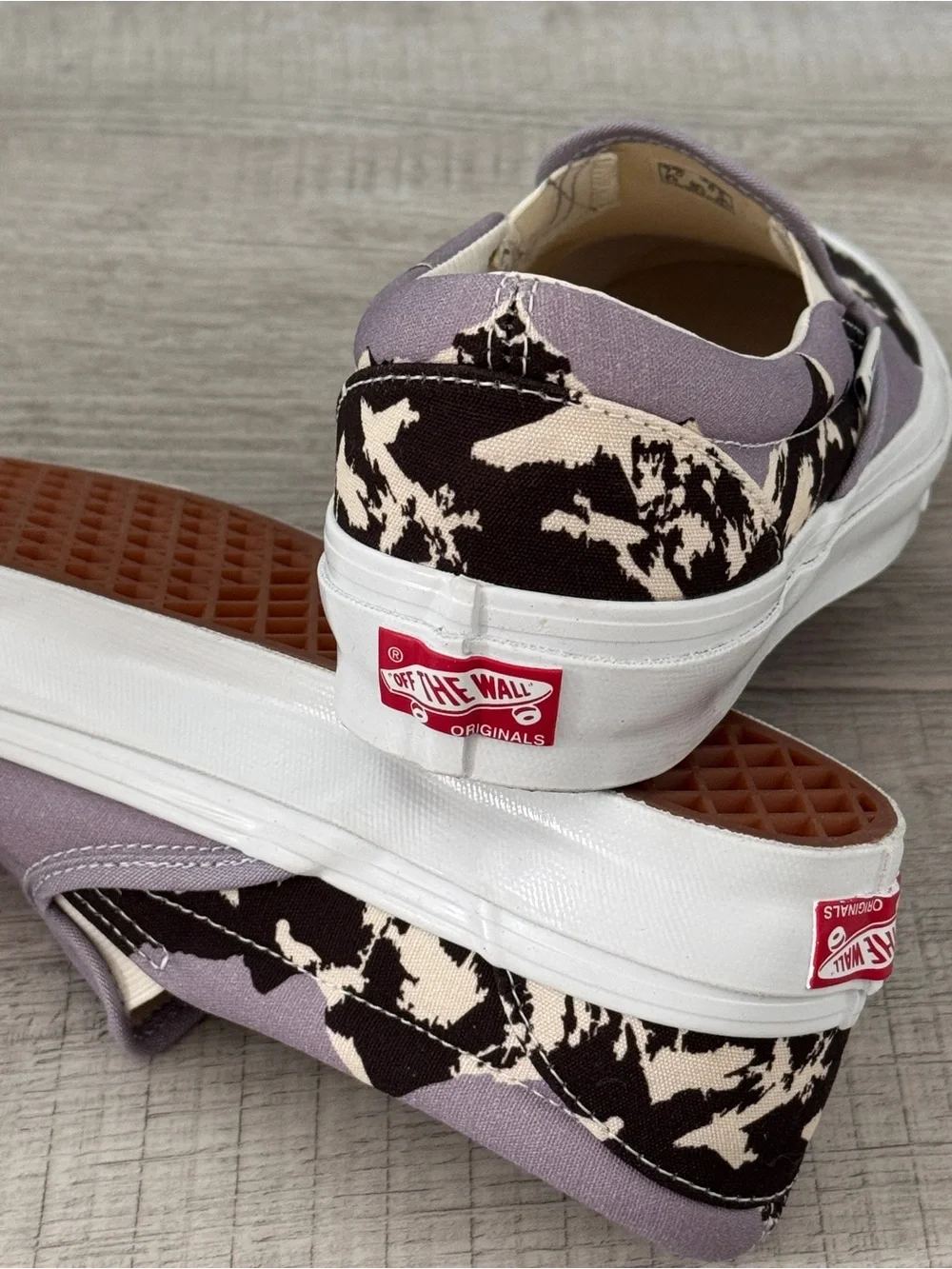 Vans Kith x Vault  slip-on sneaker Sneakers in Lavender and Black mountain range
